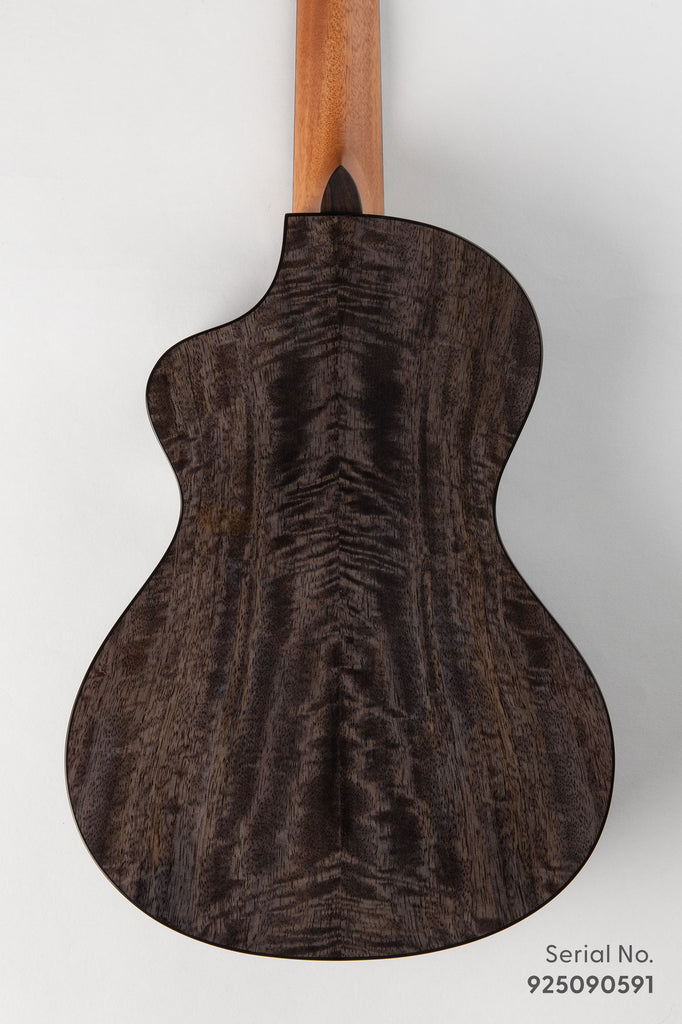 Metropolitan Deluxe Black Night Mango Baritone Ukulele