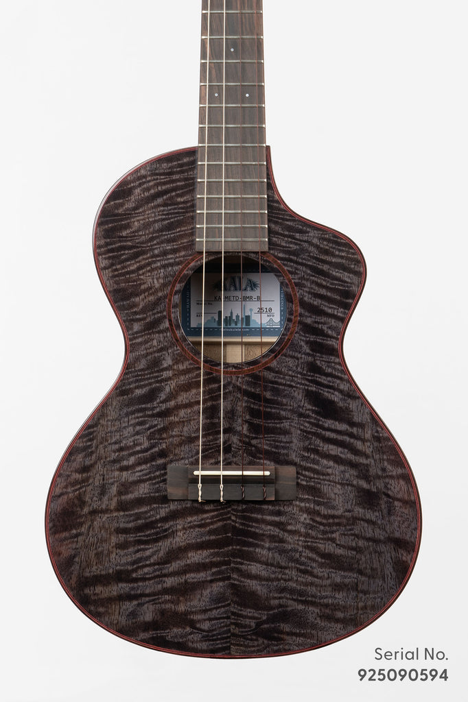 Metropolitan Deluxe Black Night Mango Baritone Ukulele