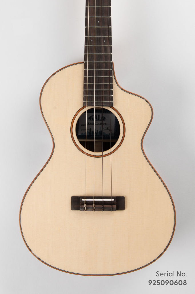 Metropolitan Deluxe Spruce Top Rosewood Baritone Ukulele