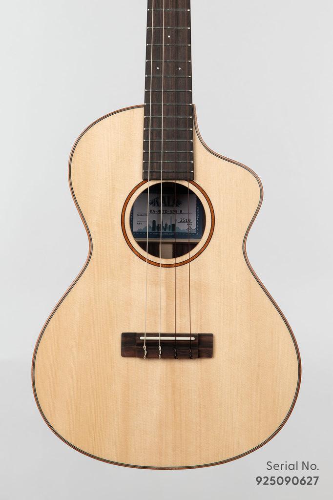 Metropolitan Deluxe Spruce Top Rosewood Baritone Ukulele