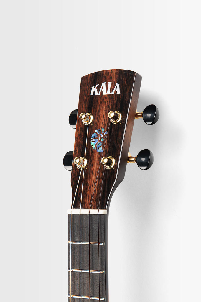 Revelator™ Nautilus Horizon Amber Waves Mango Tenor Ukulele